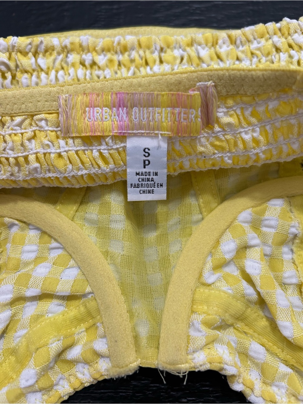 Urban Outfitters Yellow Gingham Tie-Shoulder Crop Camisole - Picture 4 of 5